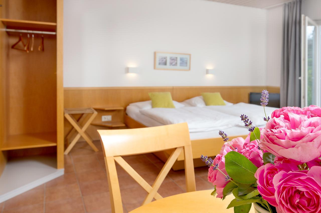 H.W.S. Hotel Der Wilde Schwan サガルト エクステリア 写真